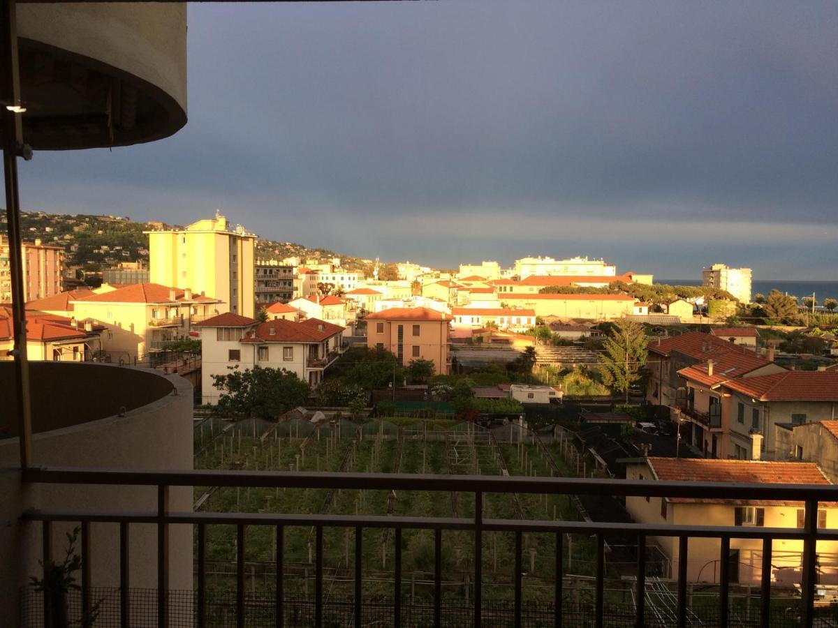 Appartamento - Terrazzo Vivibile Vista Mare, Wi-Fi Gratuito Валлекрозія Екстер'єр фото